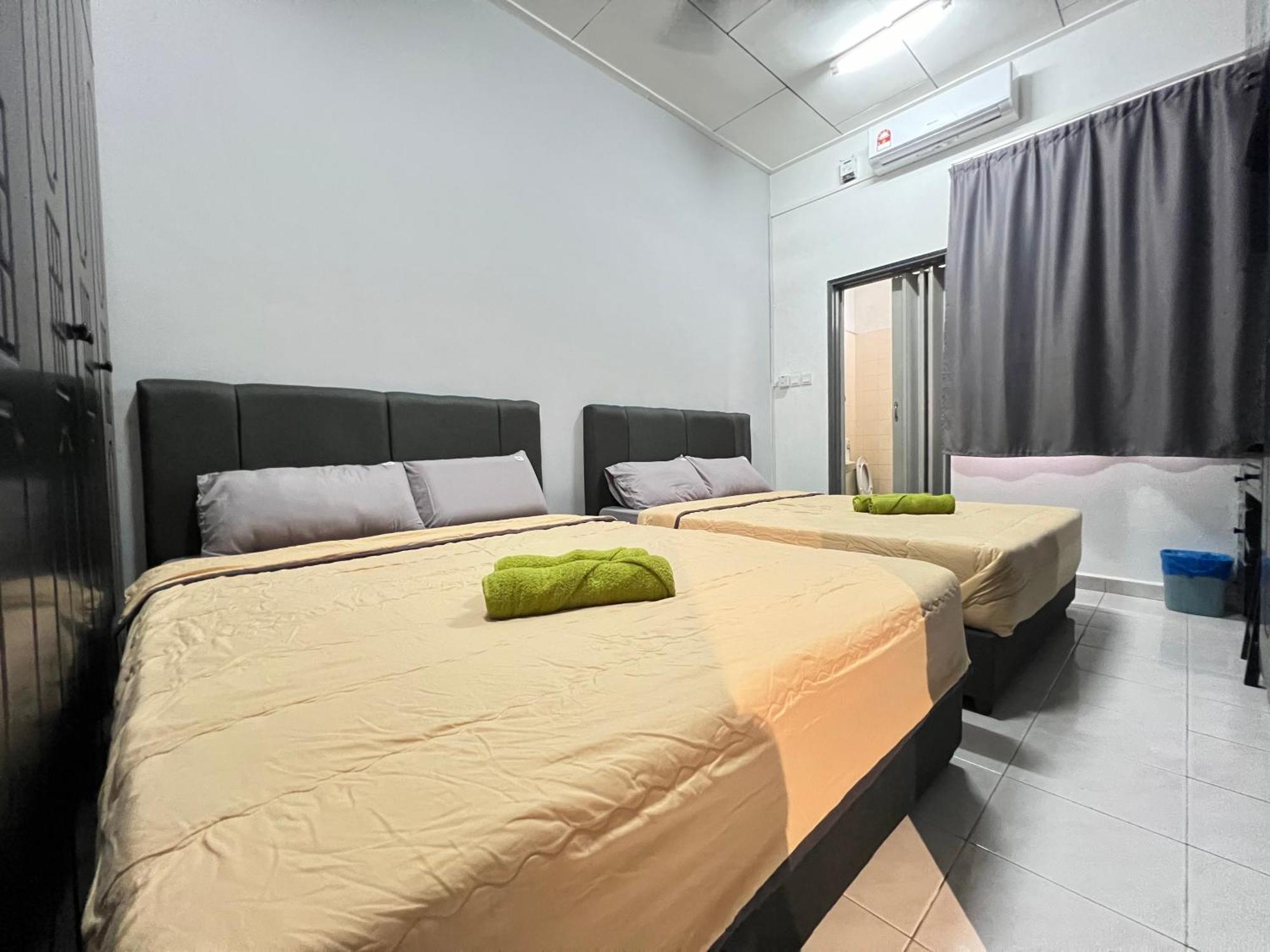 Corner House Taman Daya Near Austin Adda Height Johor Bahru