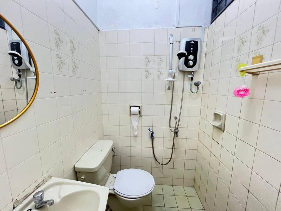 Corner House Taman Daya Near Austin Adda Height * Johor Bahru
